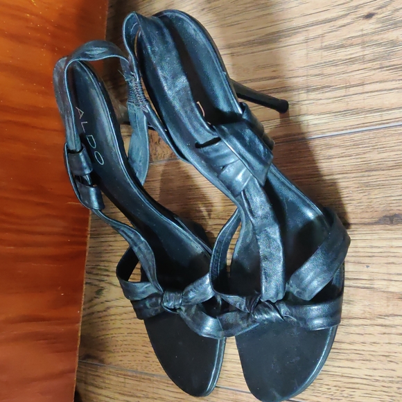 Aldo black strappy stilletto sandles - Picture 2 of 3
